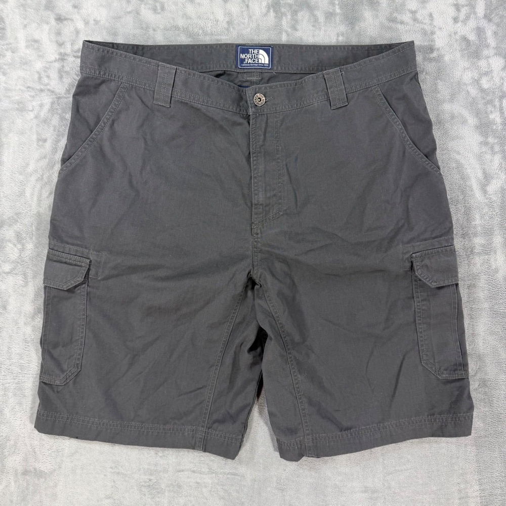 The North Face Ripstop Cargo Shorts Men's Size 40 Asphalt Gray Cotton Blend